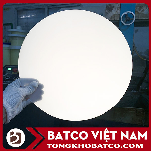 Tấm mica tản sáng tại Batco Việt Nam