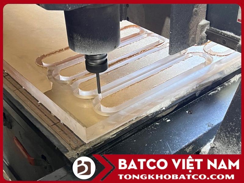 Dịch vụ cắt CNC mica dày